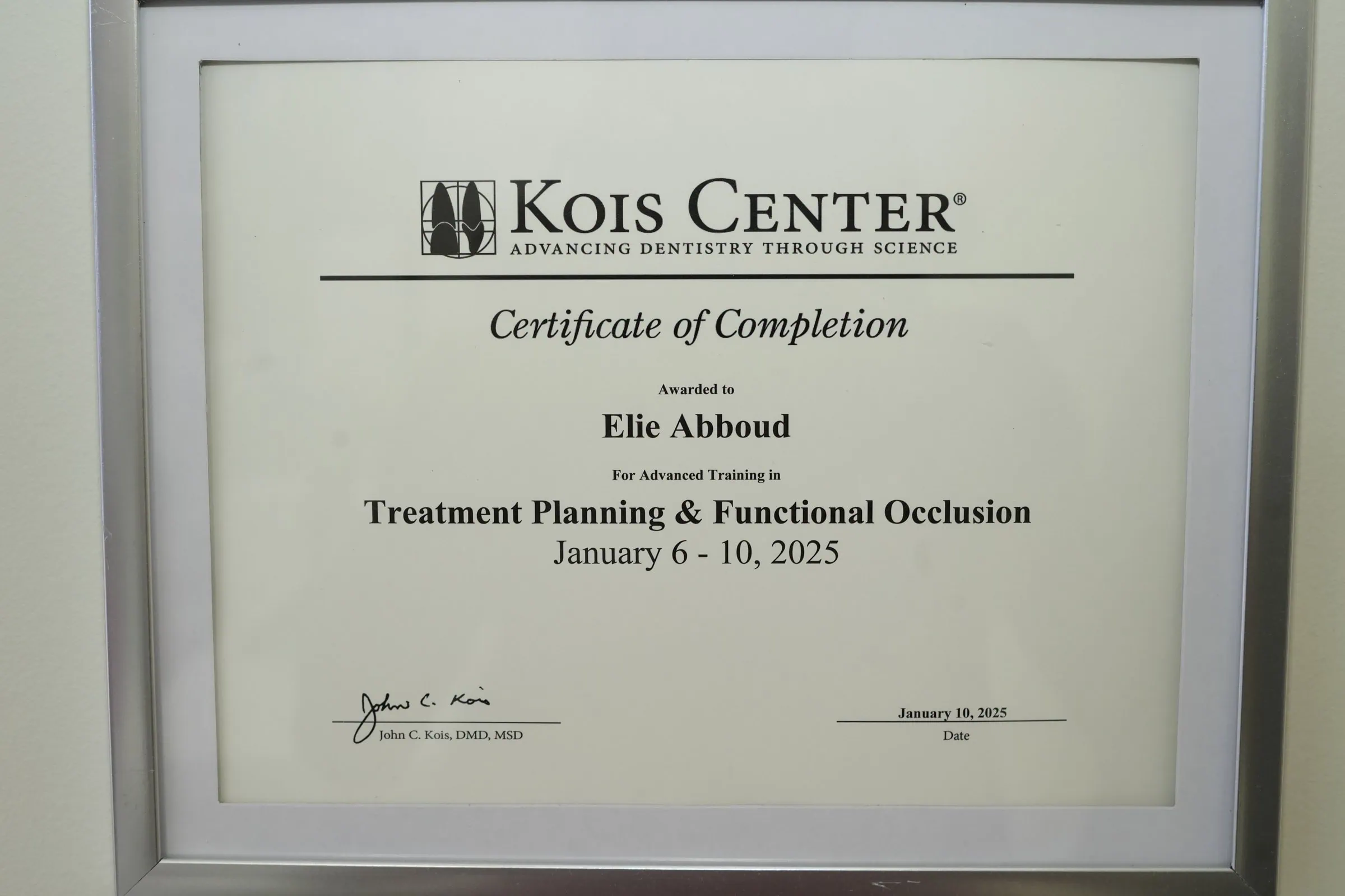 Kois Center certificate of completion earned by Dr. Elie Abboud