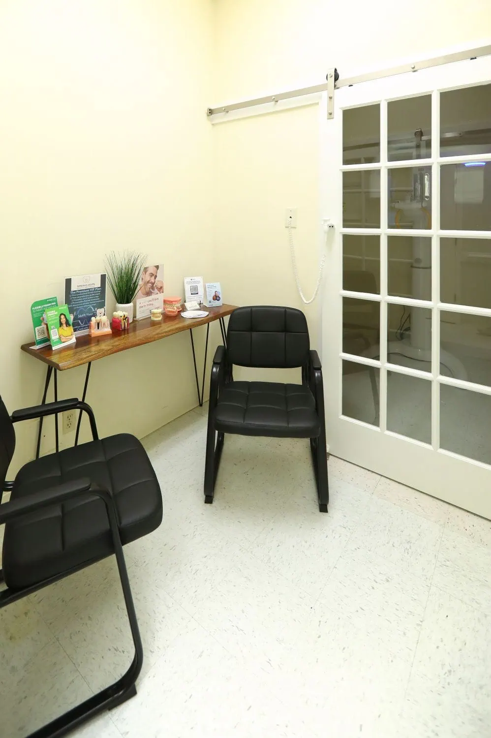 Private consultation room for treatment planning and second opinions